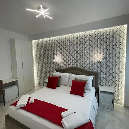 Pensión Safa Venice Station 3*