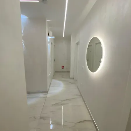 Safa Venice Station 3*