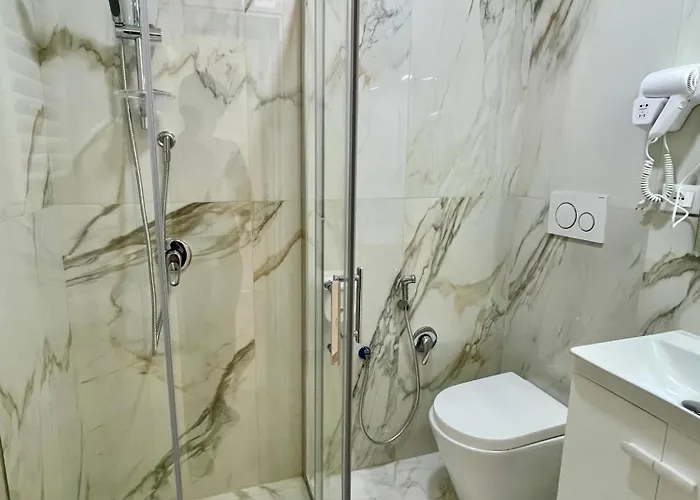 בית הארחה Safa Venice Station