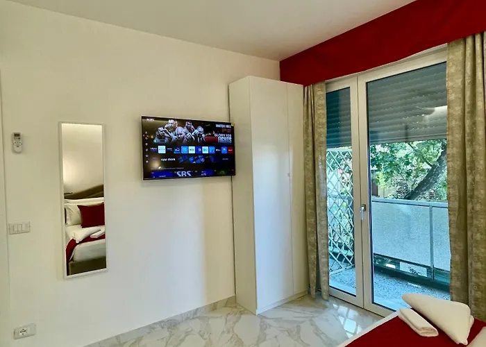 Safa Venice Station בית הארחה 3*