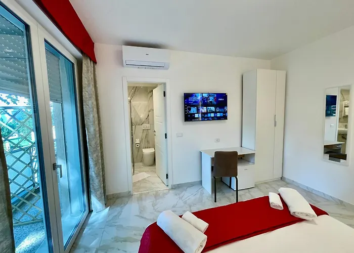 Safa Venice Station 3*