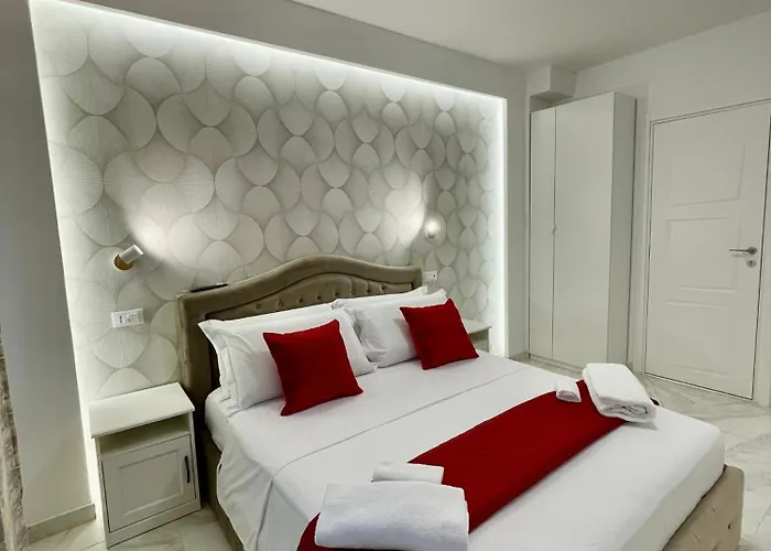 בית הארחה Safa Venice Station 3*