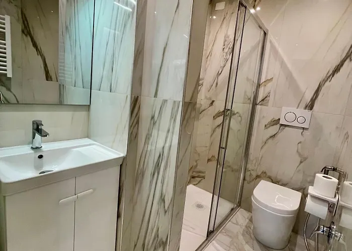 Safa Venice Station 3*