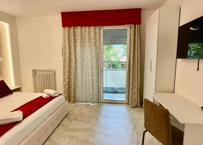 Safa Venice Station בית הארחה