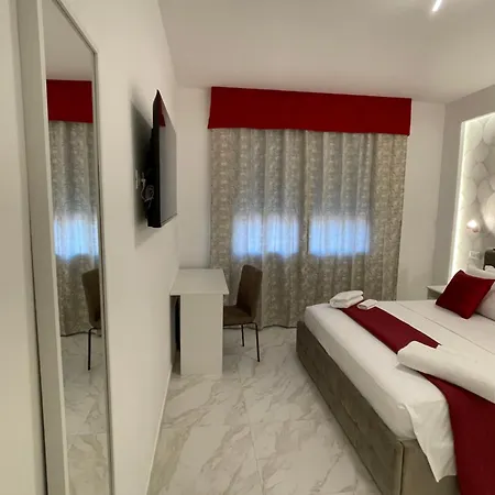 Pensjonat Safa Venice Station 3*